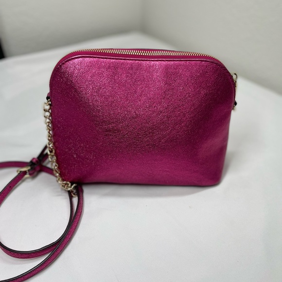 Michael Kors Metallic Pink Leather Crossbody Bag - Picture 4 of 9